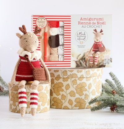 COFFRET AMIGURUMI RENNE DE NOEL AU CROCHET