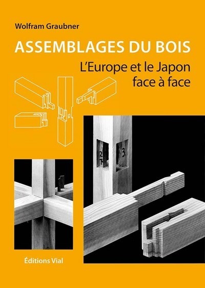 ASSEMBLAGE DU BOIS : L´EUROPE ET LE JAPON FACE A FACE