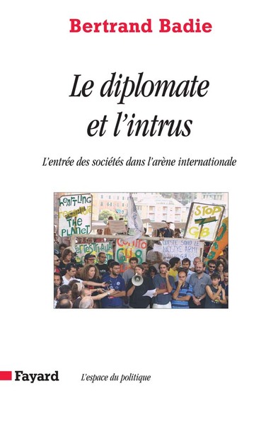 DIPLOMATE ET L´INTRUS