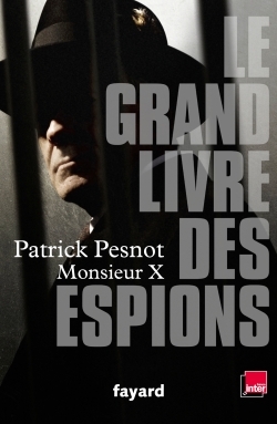 GRAND LIVRE DES ESPIONS