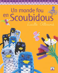 MONDE FOU EN SCOUBIDOUS (UN)