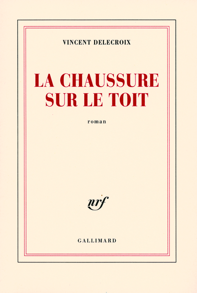 CHAUSSURE SUR LE TOIT
