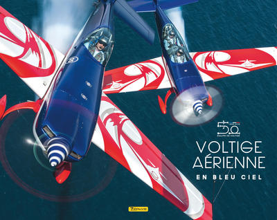 VOLTIGE AERIENNE EN BLEU CIEL