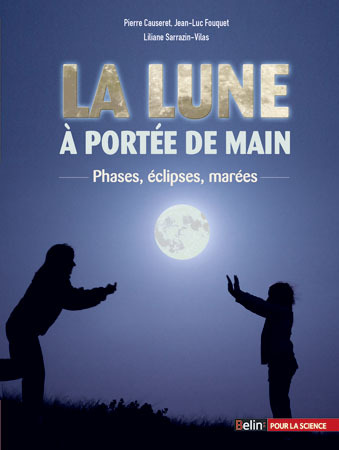LUNE A PORTEE DE MAIN