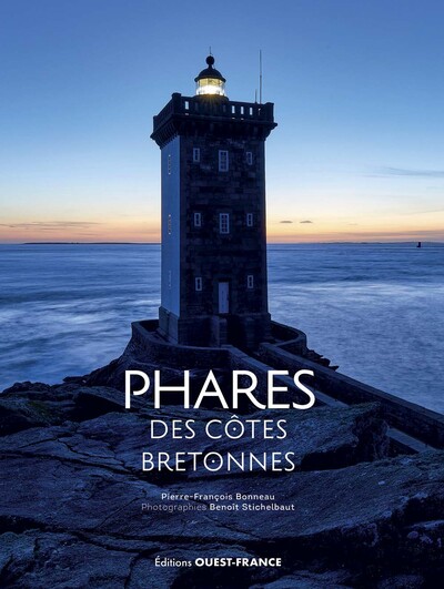 PHARES DES COTES BRETONNES